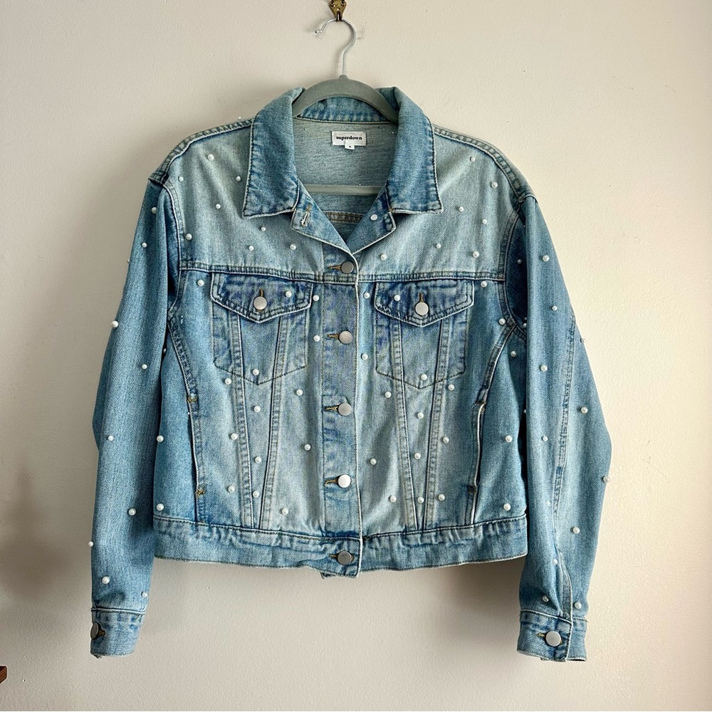 superdown • Pearl Denim Jacket in Light Blue Wash